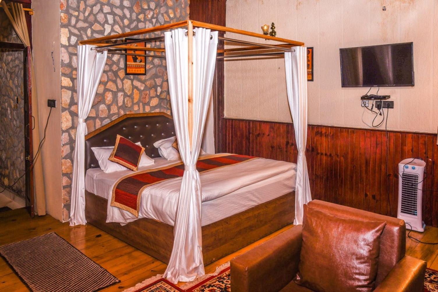 The Himalayan Heights Satya'S Kasardevi Hotel Almora Exterior foto