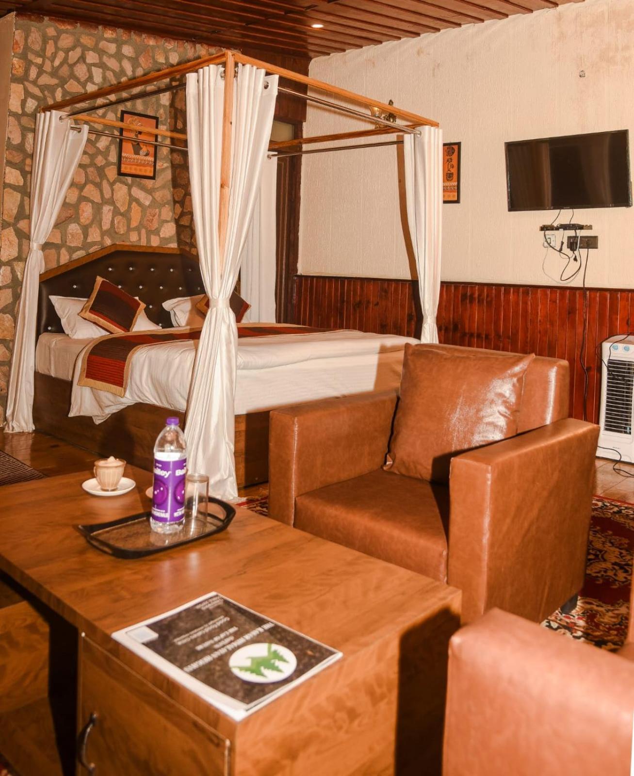 The Himalayan Heights Satya'S Kasardevi Hotel Almora Exterior foto